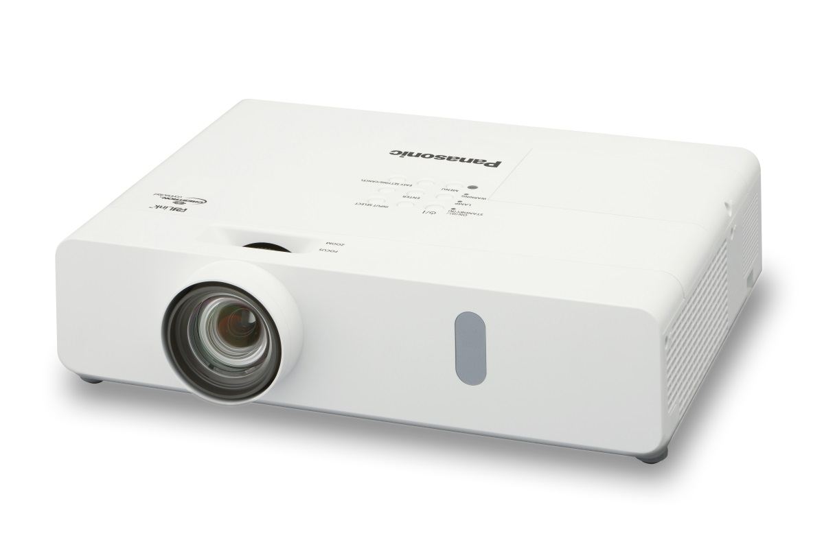 Panasonic PT-VX420E - Компактный 3LCD видеопроектор средней мощности, рекомендуется для аудиторий 30-50 человек в аренду - Неварентал