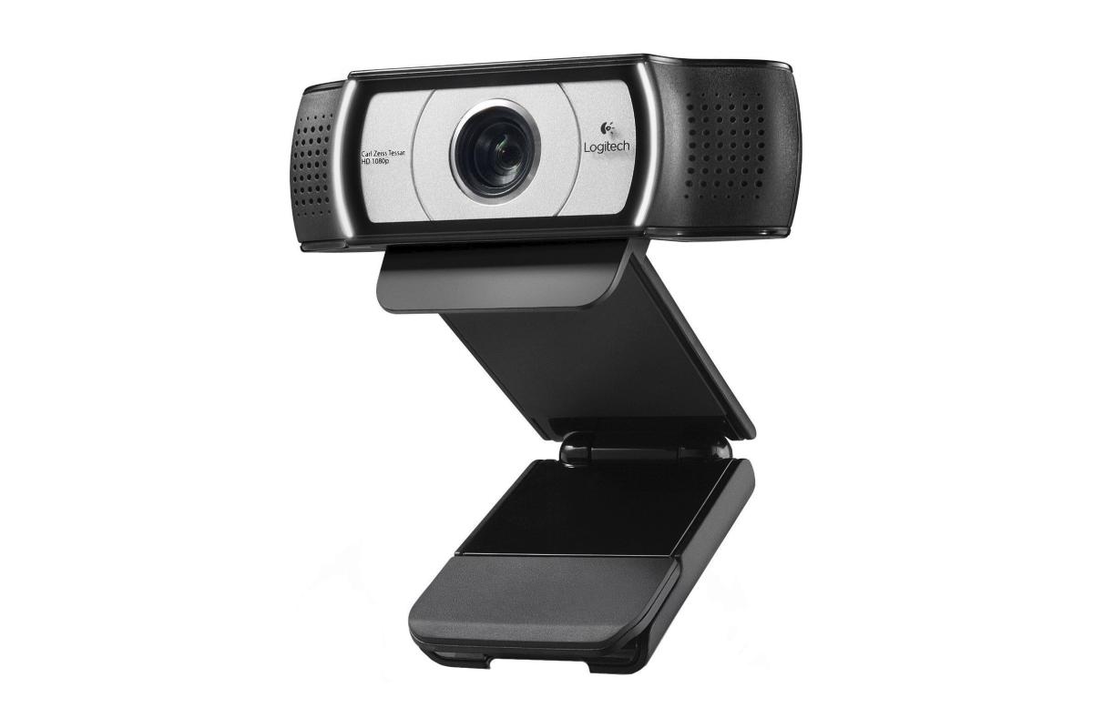 Logitech HD Webcam C930e - Web-камера Full HD разрешения для быстрого развертывания студии для проведения вебинара или видеокнференцсвязи в аренду - Неварентал